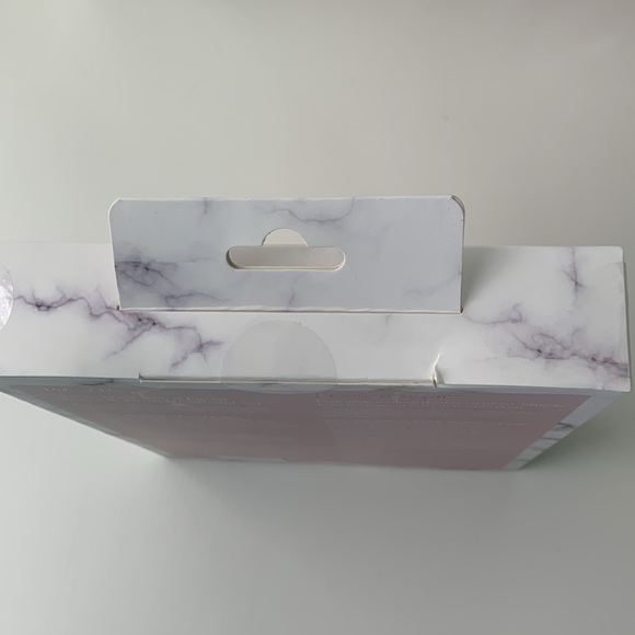 White Dual-Sided Facial Roller & Plush Headband Set - Picture 5 of 8